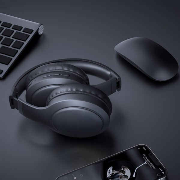 H633BT Wireless Foldable Headphone Black