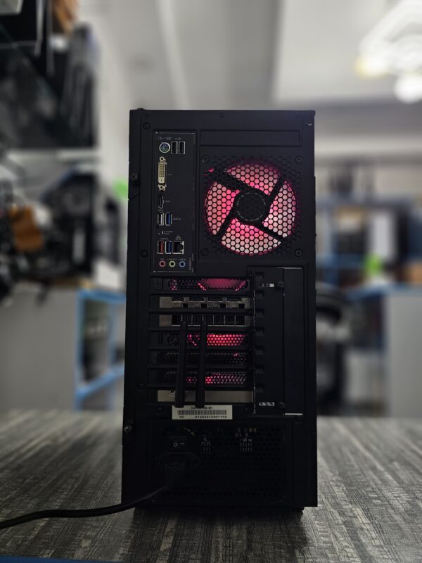 Gigabyte B550 Gaming X AM4, Ryzen 5 5600 AMD Wraith Stealth AIR Cooler, 16gb ram, 1Tb SSD Radeon Rx Vega 56 airboost 8gb, NZXT H510 BLACK 750W PSU
