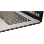 MacBook Pro Retina 2017 Core i7 16gb RAM 1Tb SSD 13.3Inch Display