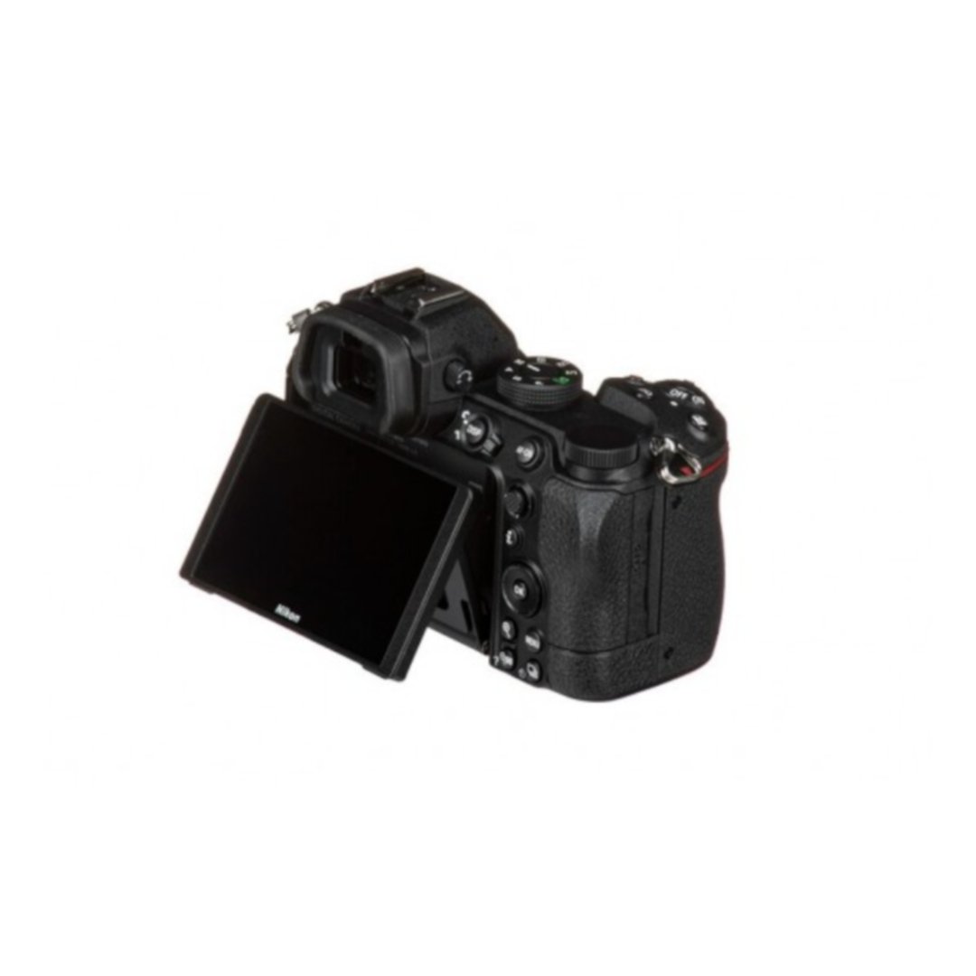 Nikon Z5 with 24-70mm-lapymania 2