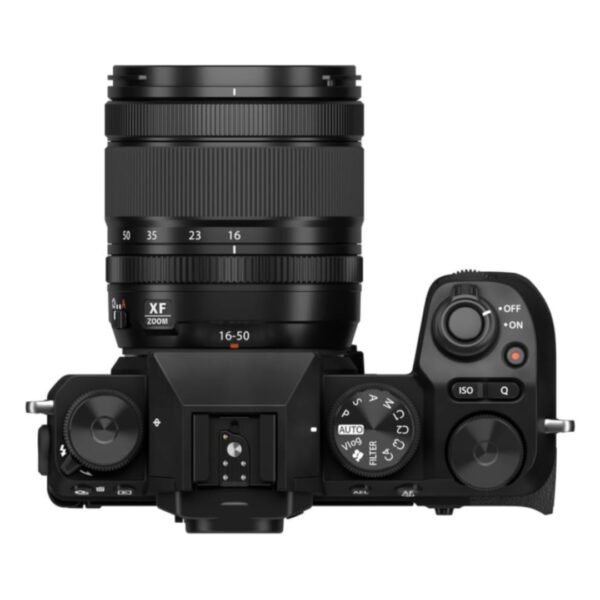 Fujifilm X-S20 with 16-50MM F2.8-4.8 Lens